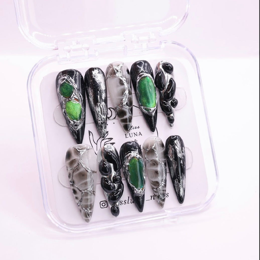 Emerald Venom Edge