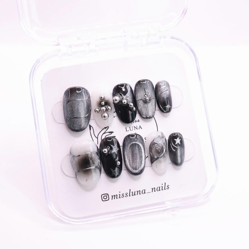 Obsidian Cat's Eye
